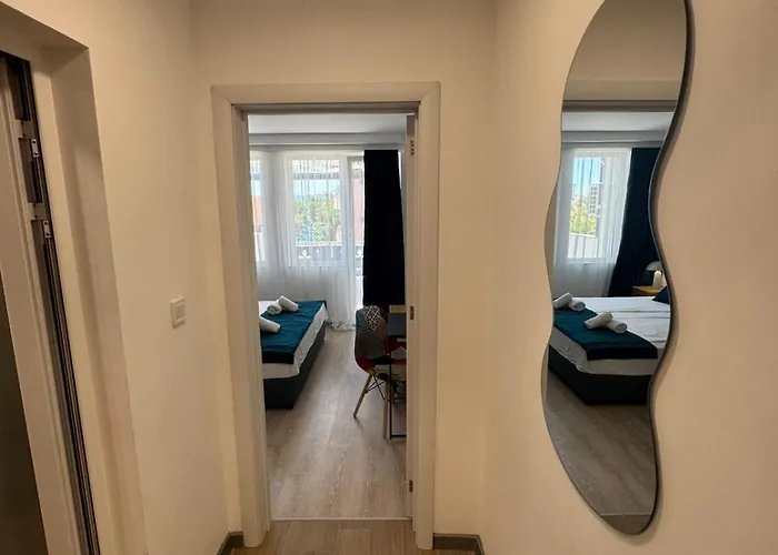 лилия 2 * Primorszko